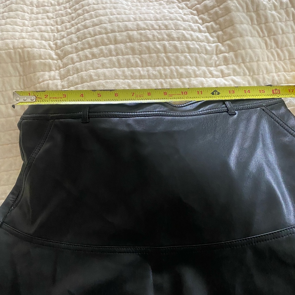 Cinq à Sept Glossy Black A-Line Skirt NWT Size 12 - Picture 9 of 9